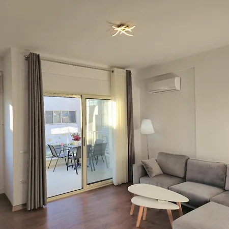 Sunny 202 * Plazhi San Pietro